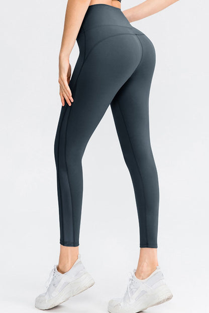 Wide Waistband Slim Fit