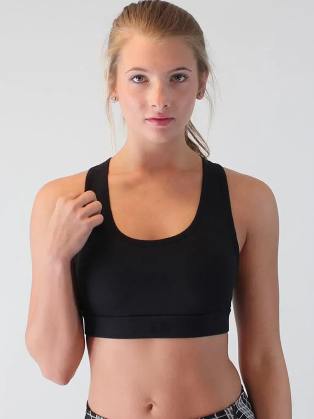 Cutout Scoop Neck Active Tank - Stylish & Comfortable Workout Top