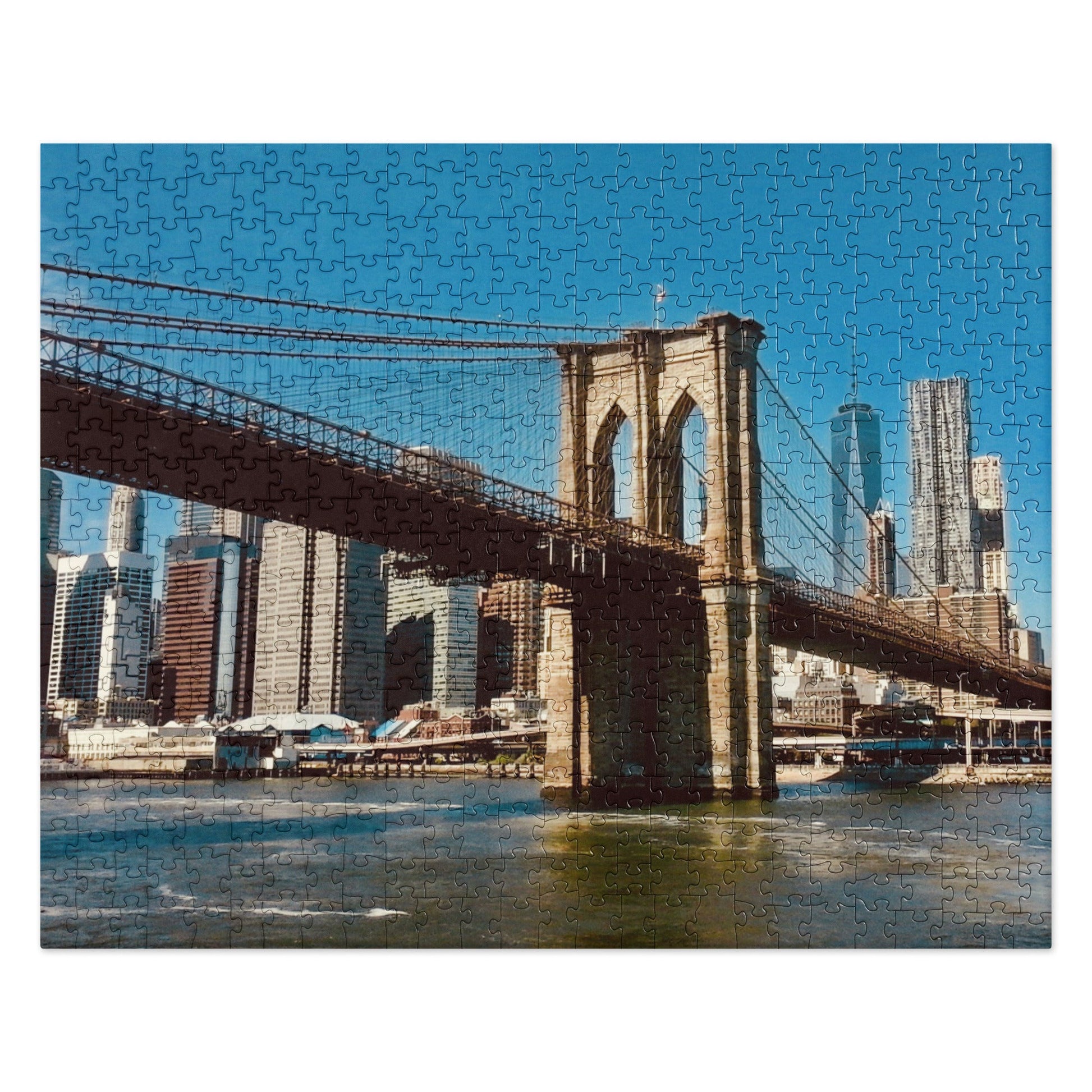 Brooklyn Bridge jigsaw puzzle featuring New York City skyline, 520 pieces.